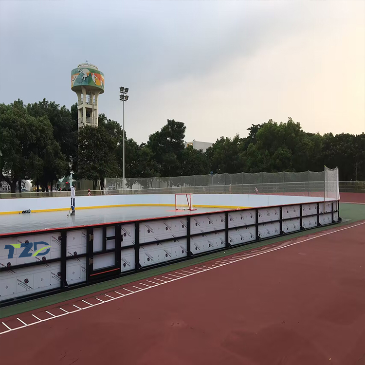 冰球场围栏